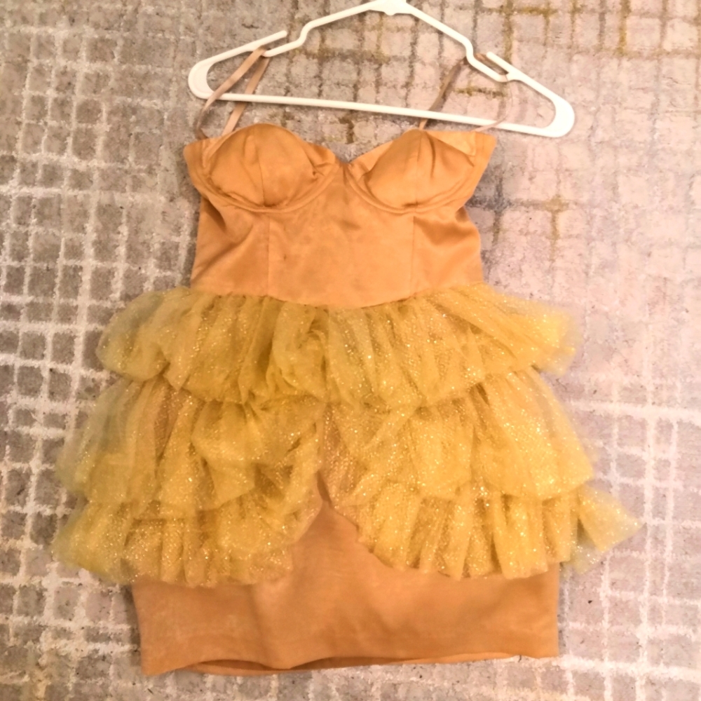 Cute strapless ruffle dress